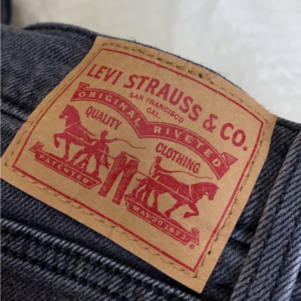 Levi’s Wedgie Straight Jeans - Picture 4 of 5